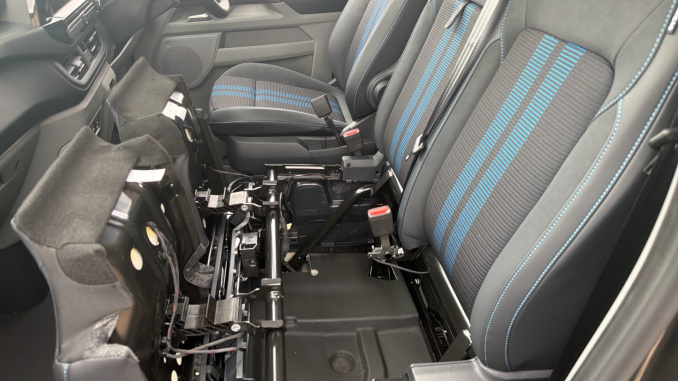 Ford Transit Custom 320 L1 Diesel Fwd 2.0 EcoBlue 170ps H1 Van Sport Auto - Image 34